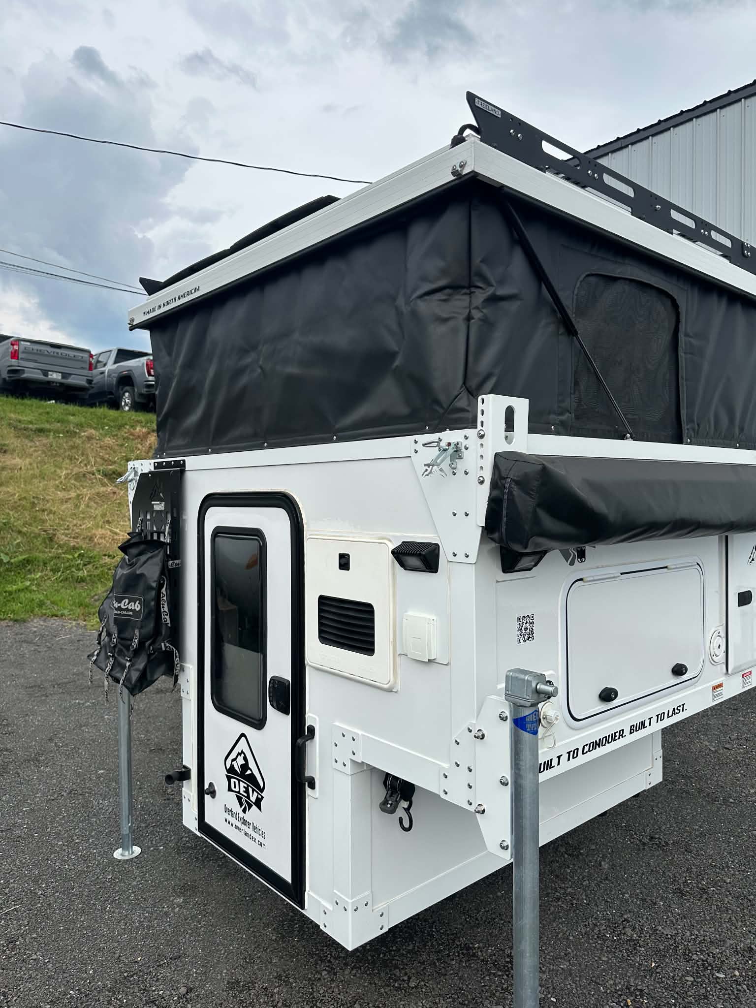 BACK COUNTRY 5.85' (POP-UP) 2024