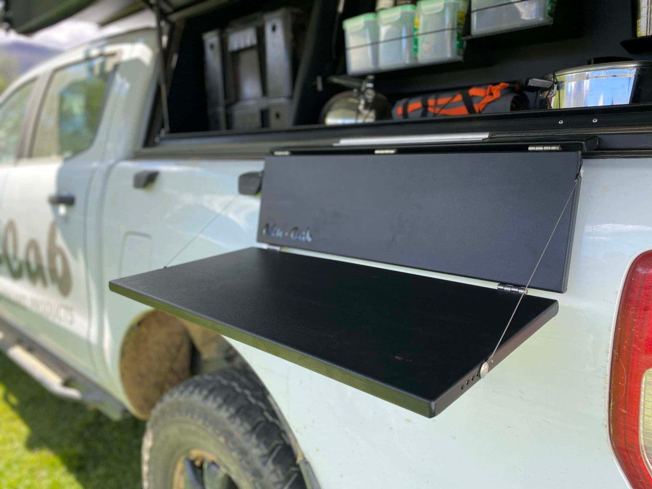 TABLE DE PRÉPARATION À GLISSIÈRE LATÉRALE ALU-CAB