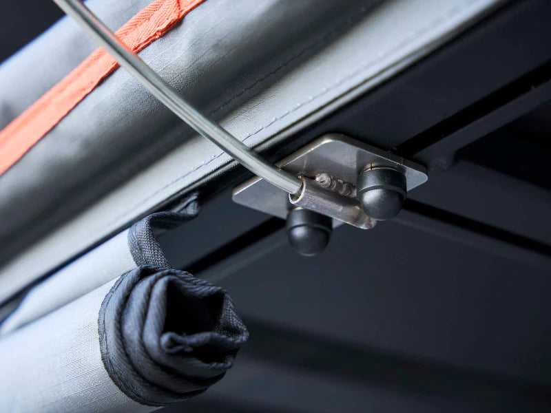 Tente de toit Alu-Cab RT-4S | Tente rigide pour 4 personnes