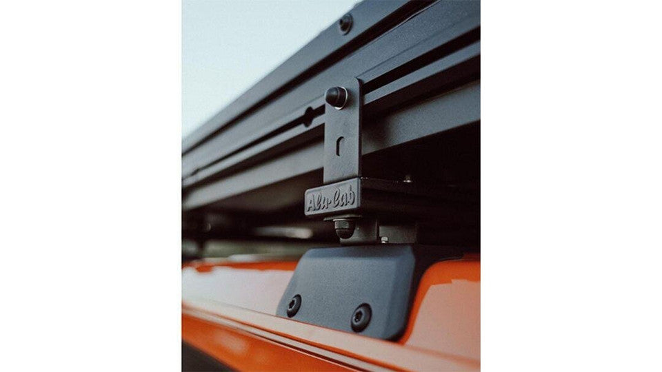 SUPPORTS DE MONTAGE DÉPORTÉS ALU-CAB RTT POUR JEEP JKU/JLU