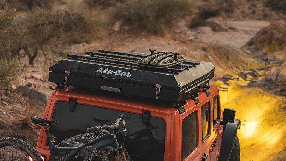 SUPPORTS DE MONTAGE DÉPORTÉS ALU-CAB RTT POUR JEEP JKU/JLU